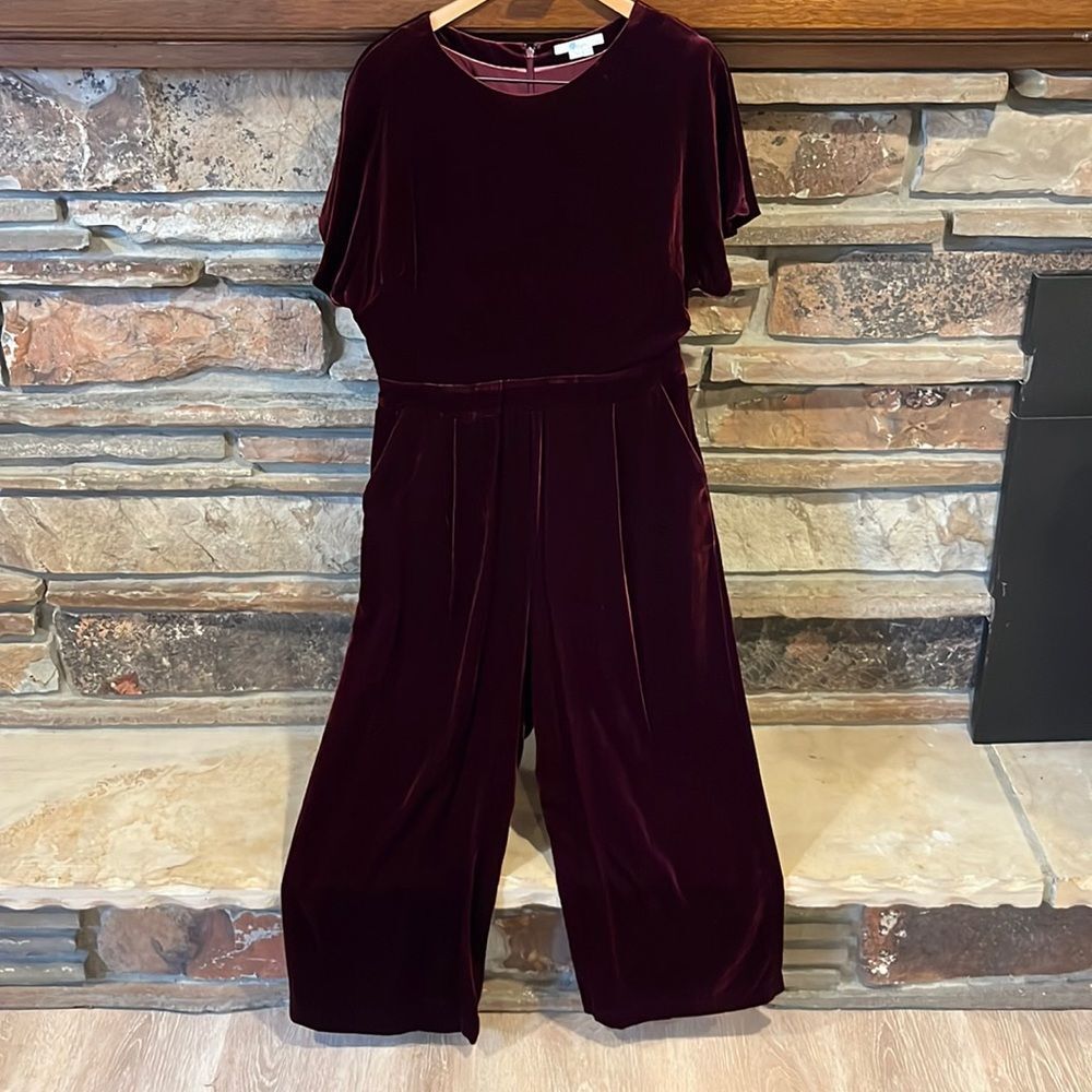 Women's Velvet Wide-Leg Jumpsuit in Deep Wine